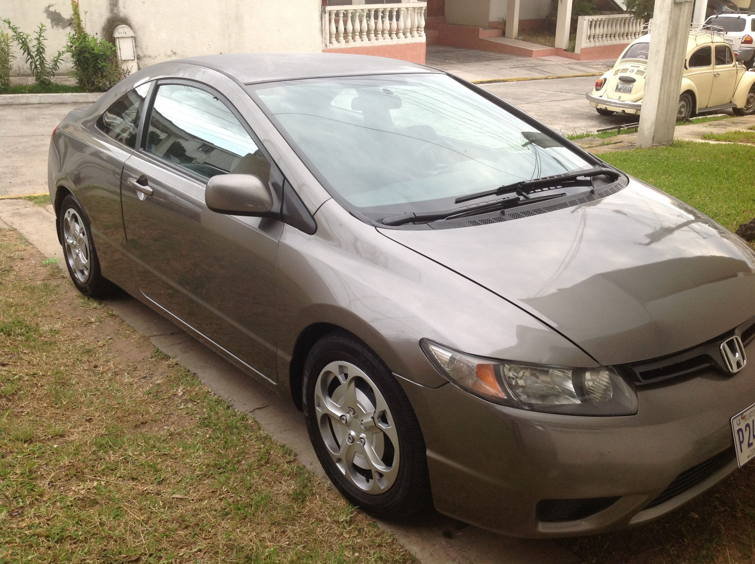 Usados: Honda Civic 2007 LX motor 1.8 a toda prueba - Carros Guatemala