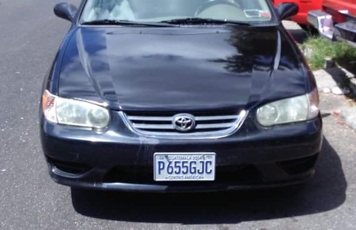 Usados: Toyota Corolla 2001 cerca de Meta Mercado full