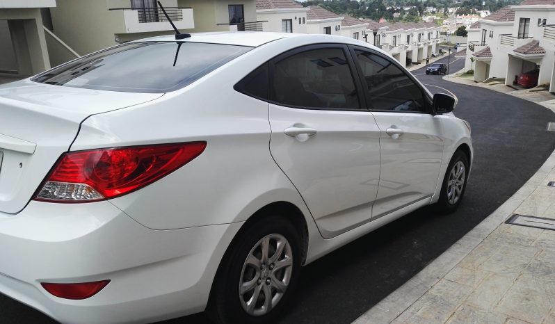 Usados: Hyundai Accent 2013 en Guatemala full