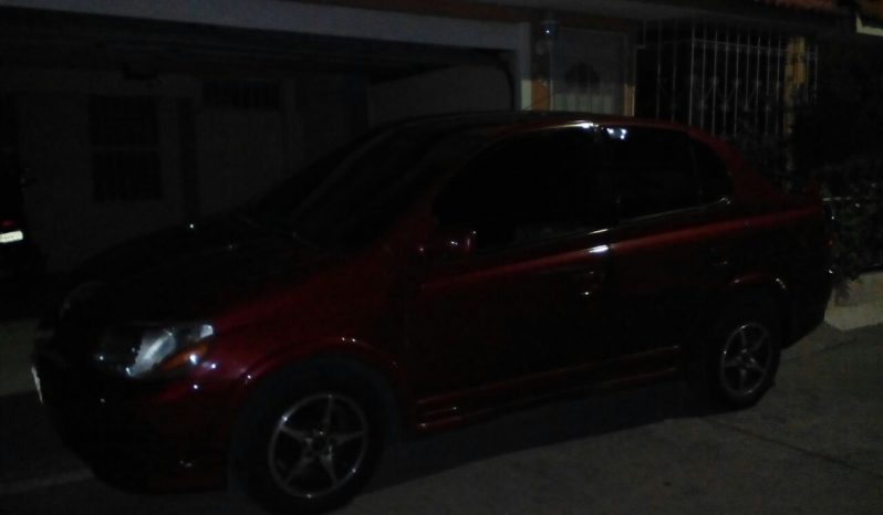 Usados: Toyota Echo 2000 en Villa Canales, Guatemala full