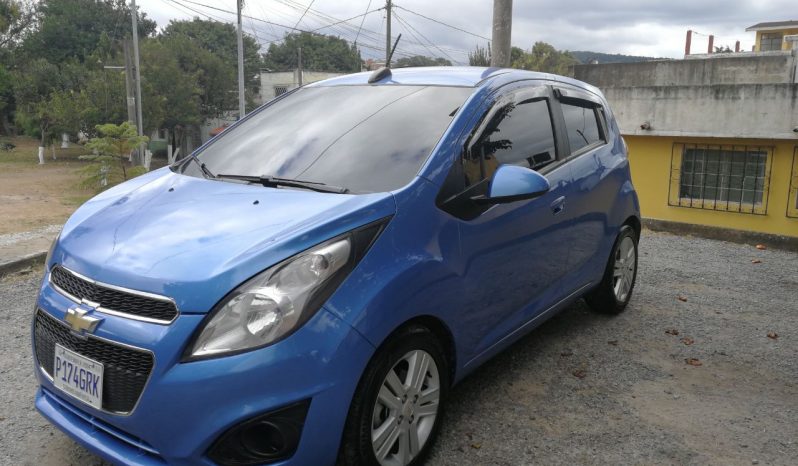 Chevrolet Spark 2015 usado ubicado en Guatemala Marca: Chevrolet Linea: Spark 1LT Modelo: 2015 C.C: 1,200 Cilindros: 4 Transmision: Automático Puertas: 4 Aire Acondicionado