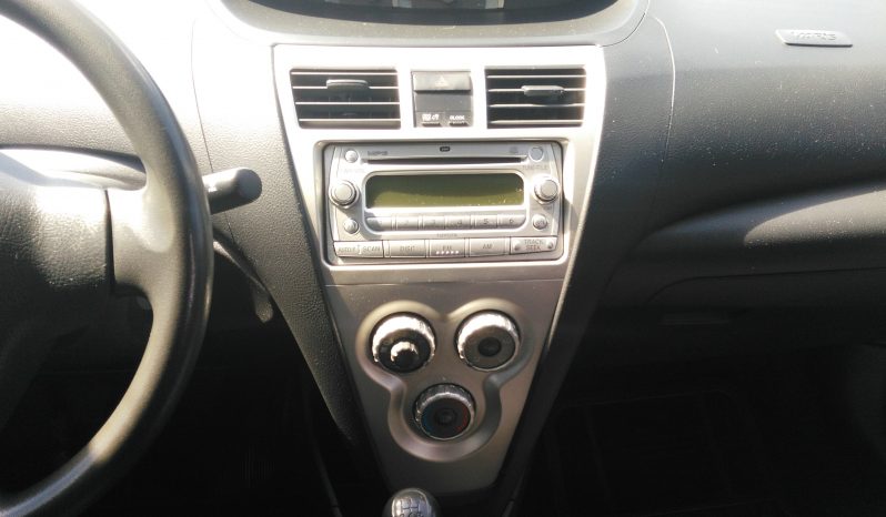 Usados: Toyota Yaris 2007 con financiamiento en Guatemala full